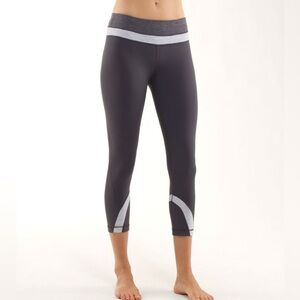 Lululemon Grey Capris Leggings Size 0